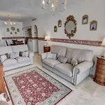 Cyv - Beautiful With Sea Views