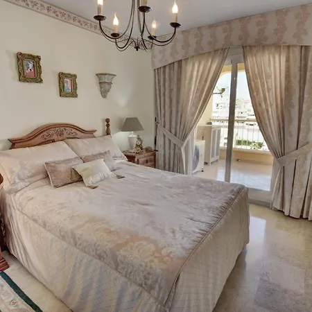 Cyv - Beautiful With Sea Views Apartment *