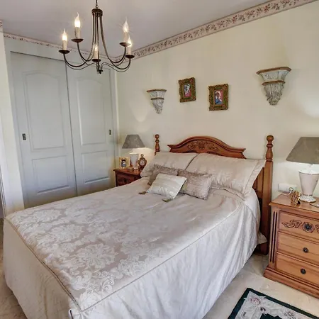 Apartment Cyv - Beautiful With Sea Views